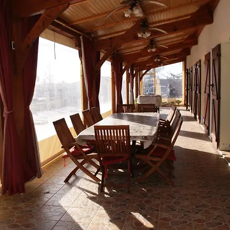 Les Coquelicots Homestay Pompejac