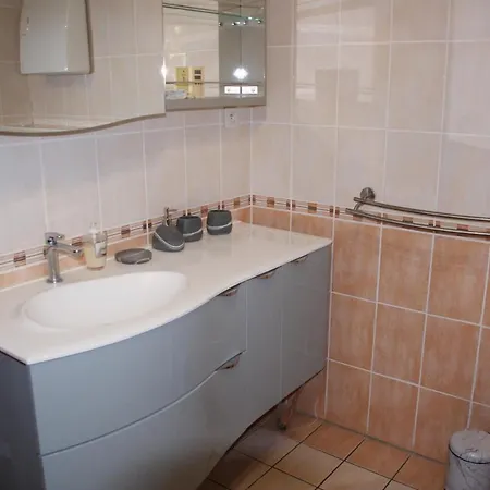 Les Coquelicots Homestay Pompejac