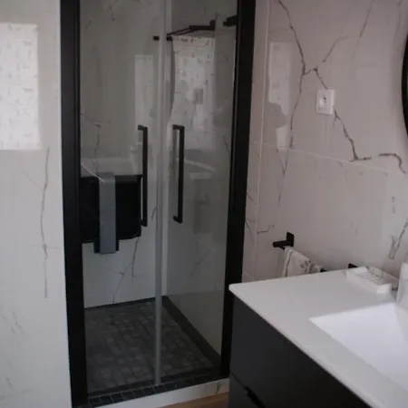 Les Coquelicots Homestay Pompejac