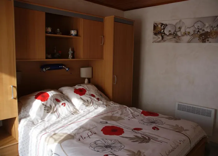 Les Coquelicots Kwatera prywatna *